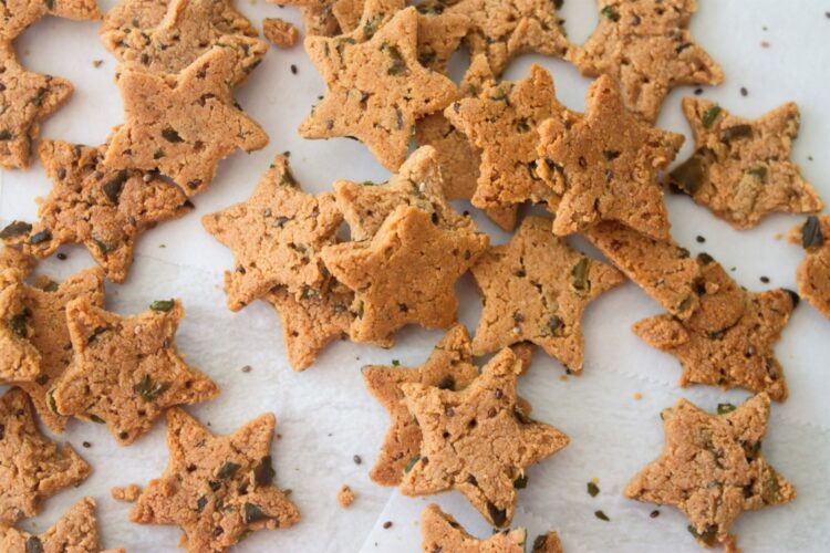 Amaranth crackers
